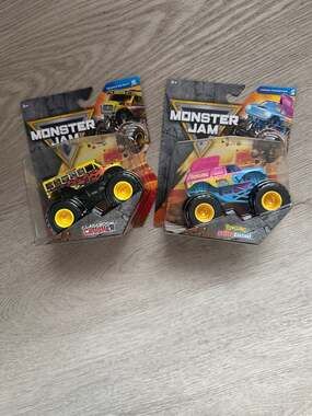 2025 SPIN MASTER MONSTER JAM TRUCK Lot (2 trucks) CLASSROOM CRUSHER AND BAILEY C